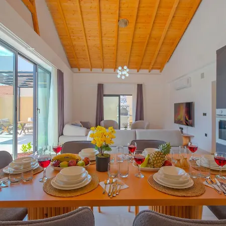 Ader Doga Villalari 3 *