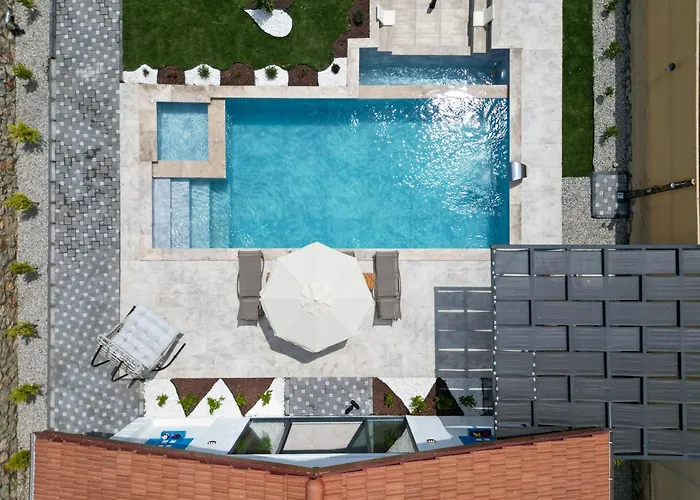 Ader Doga Villalari 3 公寓 *