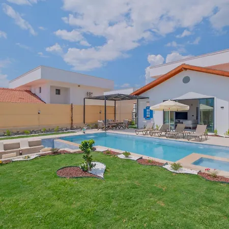 Ader Doga Villalari 3 *